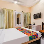 Fabhotel Aayash - Nr City Center Metro Station