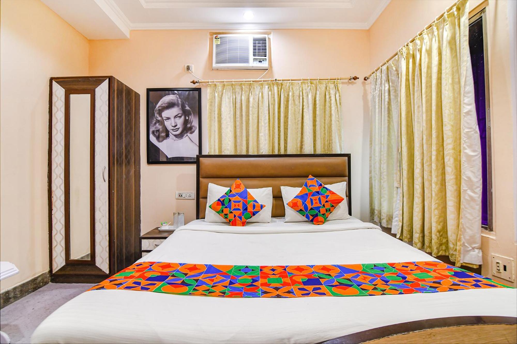 Fabhotel Aayash - Nr Center Metro Station Hotel